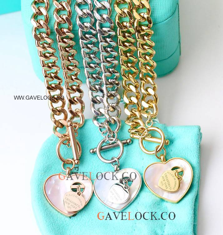 Tiff@ny and Co MOP Heart Tag Pendant Chain Necklace
